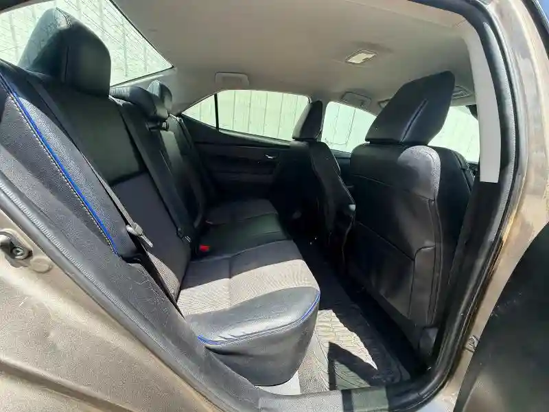 5YFBURHE0HP631432 2017 TOYOTA COROLLA-5