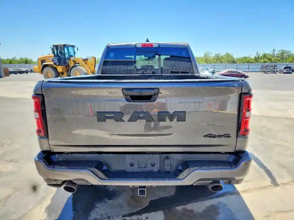 1C6SRFGP9TN272663 2026 RAM 1500-5