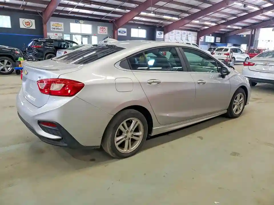 1G1BE5SM0H7191678 2017 CHEVROLET CRUZE-2