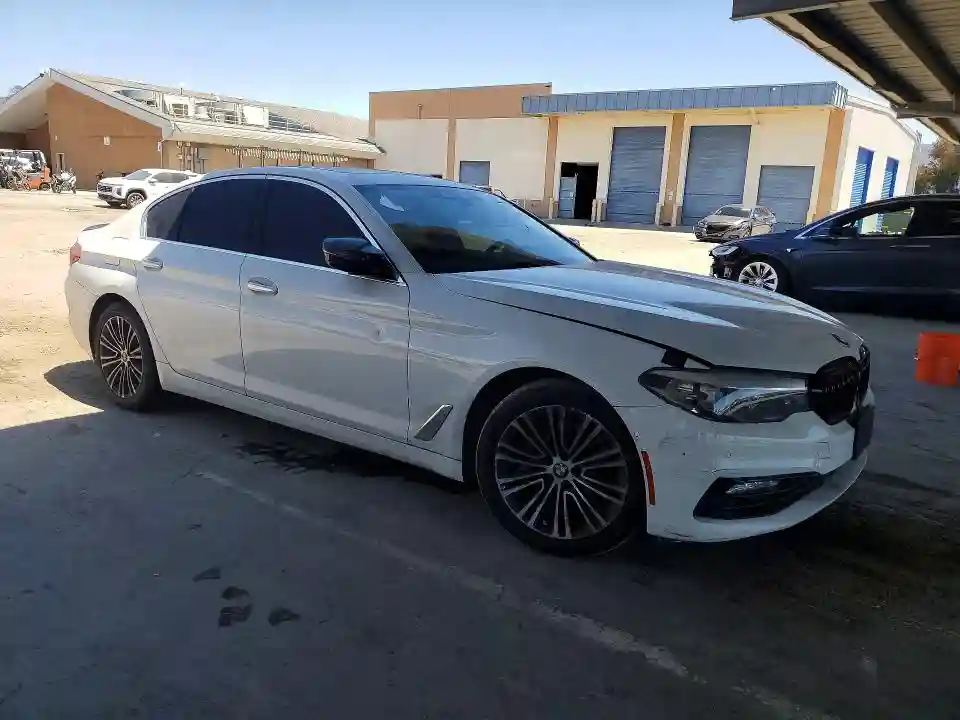 WBAJA5C32HG896693 2017 BMW 5 SERIES-3