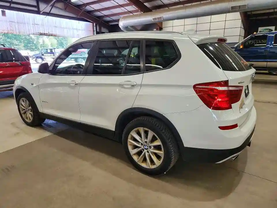5UXWY3C57F0E95559 2015 BMW X3-1