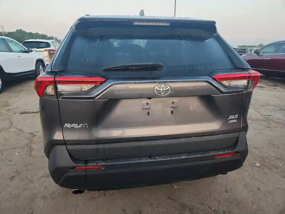 2T3A1RFV6MC192438 2021 TOYOTA RAV4-5