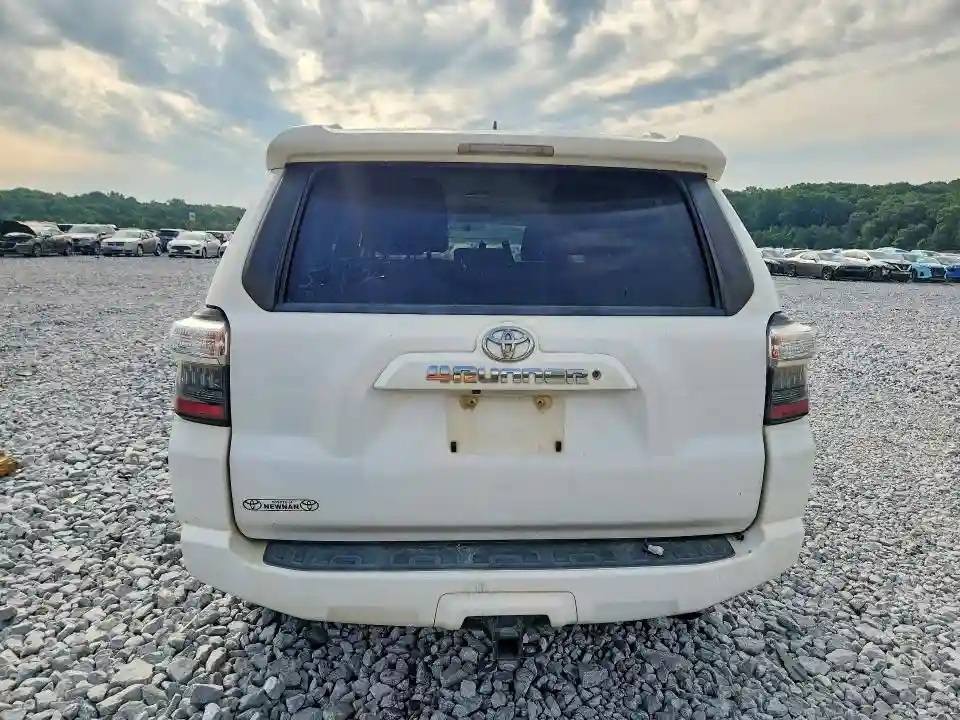JTEZU5JR2J5172245 2018 TOYOTA 4RUNNER-5