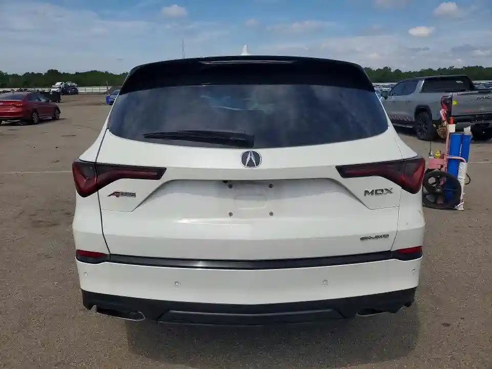 5J8YE1H01NL008985 2022 ACURA MDX-5