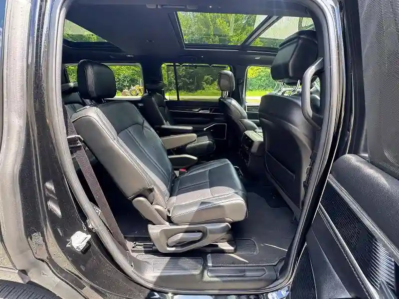 1C4SJVDTXNS108757 2022 JEEP WAGONEER-5