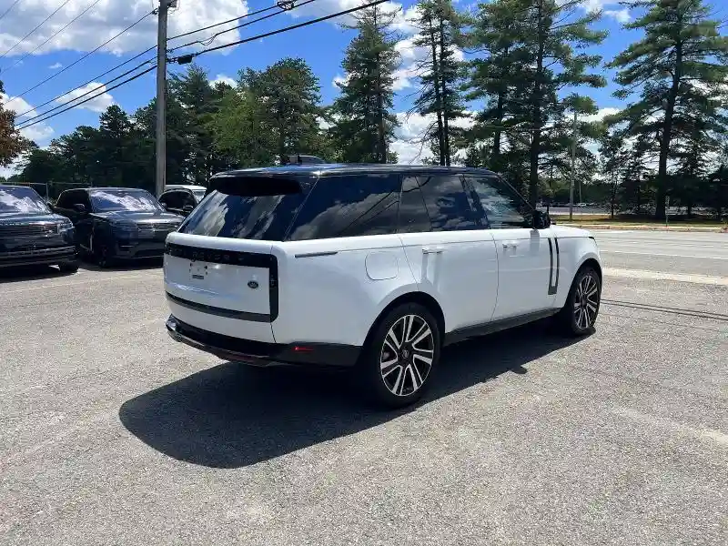 SALKP9FU3PA038404 2023 LAND ROVER RANGEROVER-3