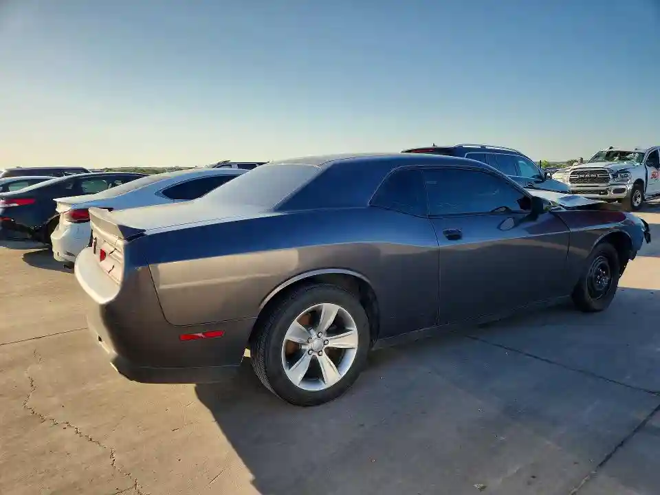 2C3CDZAG0GH332175 2016 DODGE CHALLENGER-2