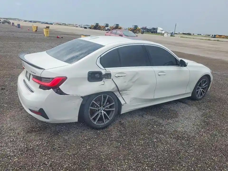 3MW5R1J03L8B07647 2020 BMW 3 SERIES-2