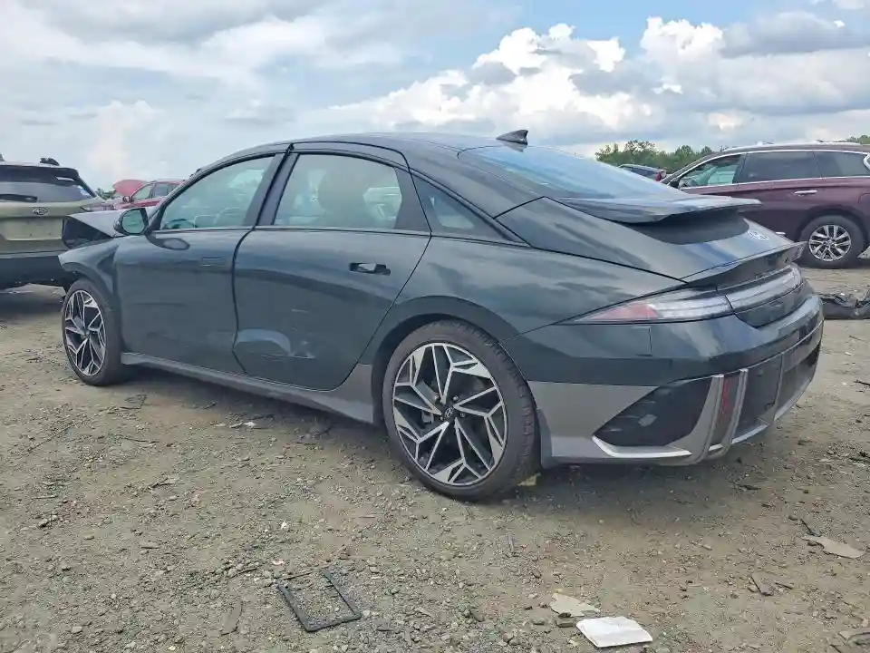 KMHM34AA3PA022842 2023 HYUNDAI IONIQ 6 SE-1