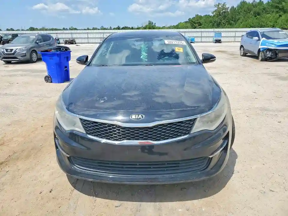 5XXGT4L33HG124793 2017 KIA OPTIMA-4