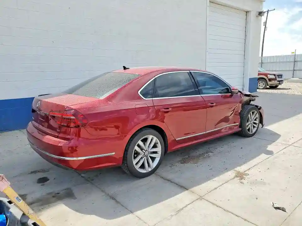 1VWGT7A33HC025800 2017 VOLKSWAGEN PASSAT-2