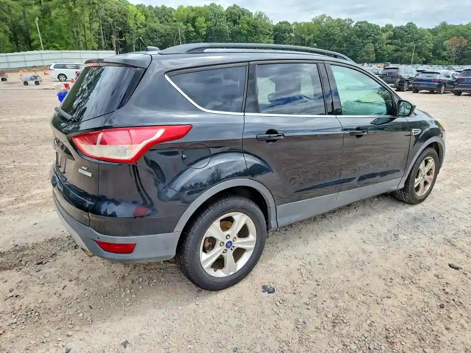 1FMCU0GX6FUA14356 2015 FORD ESCAPE-2