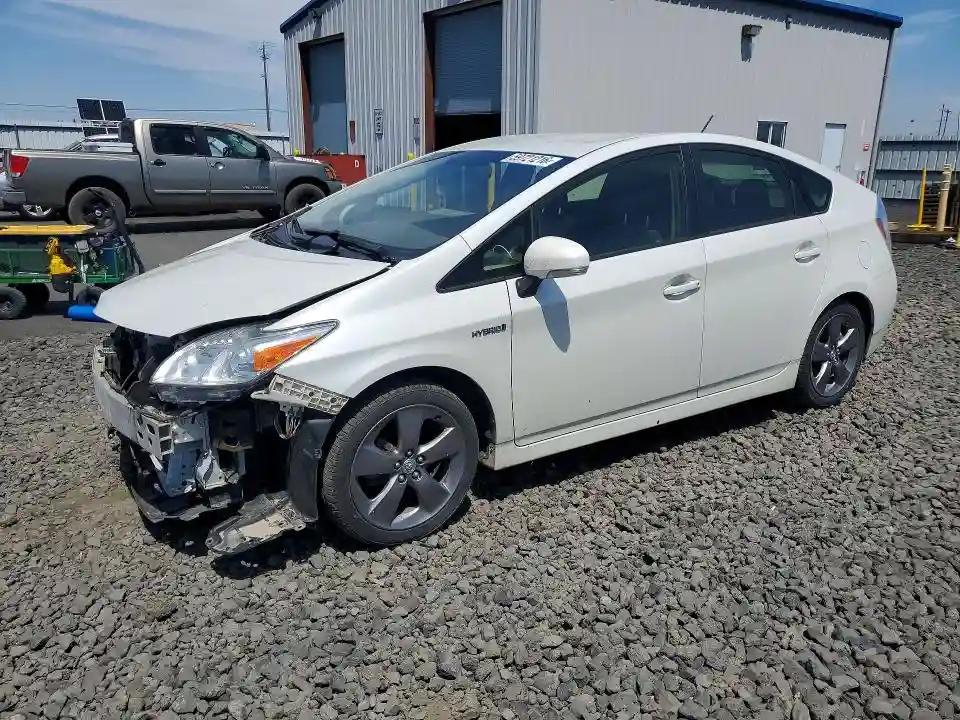 JTDKN3DU2F0426614 2015 TOYOTA PRIUS-0