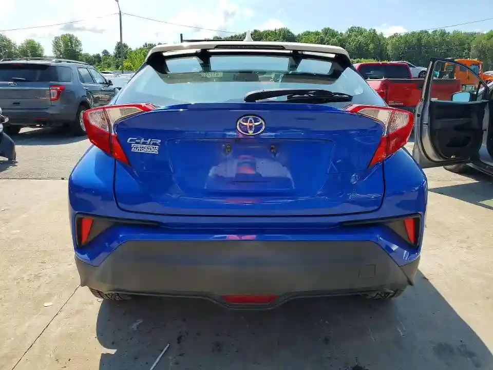 NMTKHMBX2JR025336 2018 TOYOTA C-HR-5