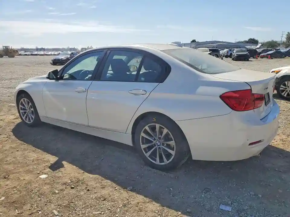 WBA8A3C5XJA487127 2018 BMW 3 SERIES-1