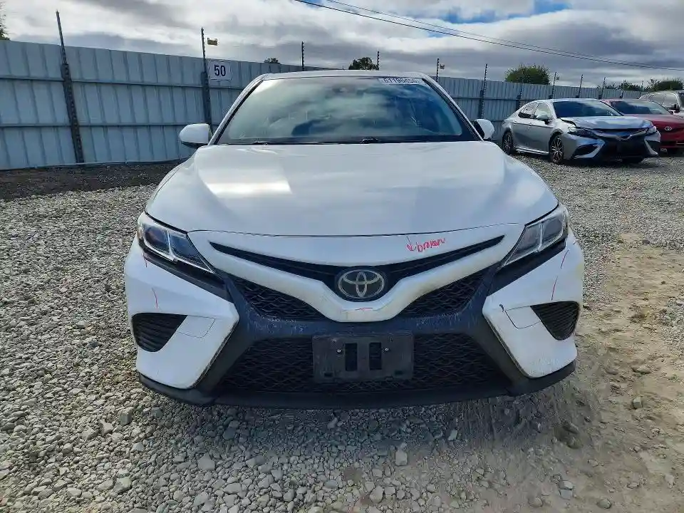 JTNB11HK8J3056295 2018 TOYOTA CAMRY-4