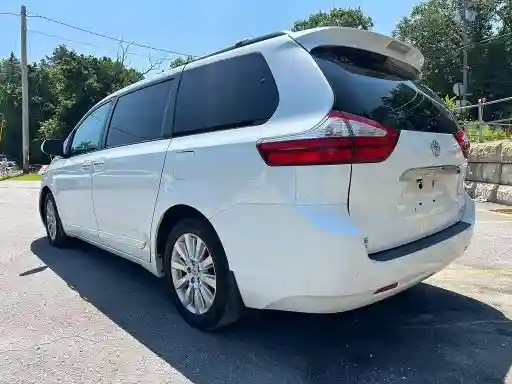 5TDDK3DC3GS131304 2016 TOYOTA SIENNA-1