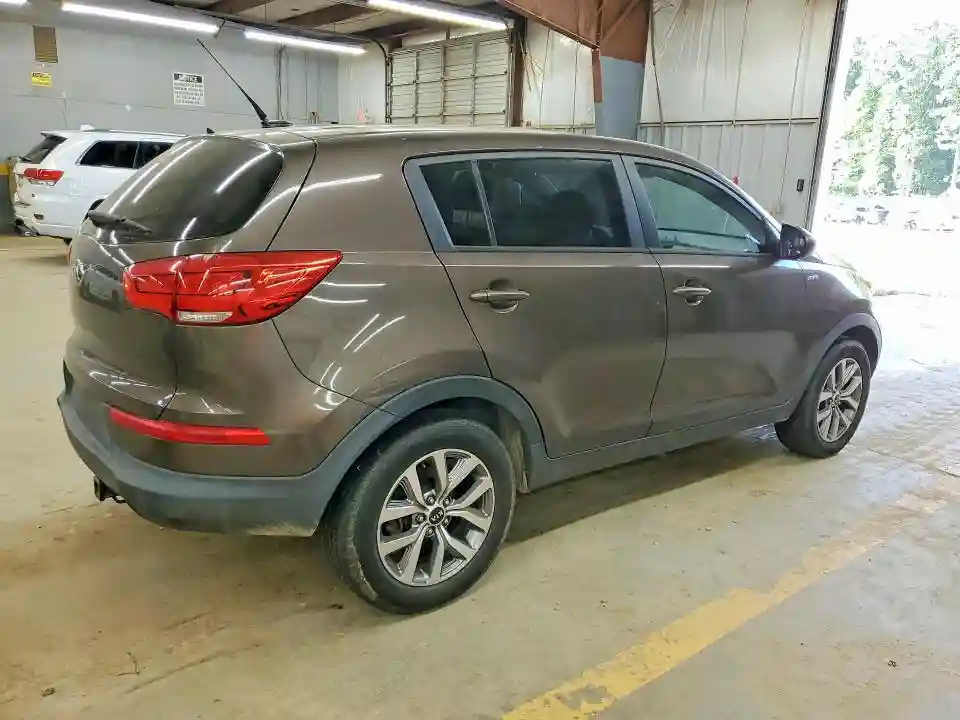 KNDPBCAC3F7720850 2015 KIA SPORTAGE-2