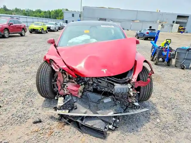 5YJ3E1EA6KF411610 2019 TESLA MODEL 3-4