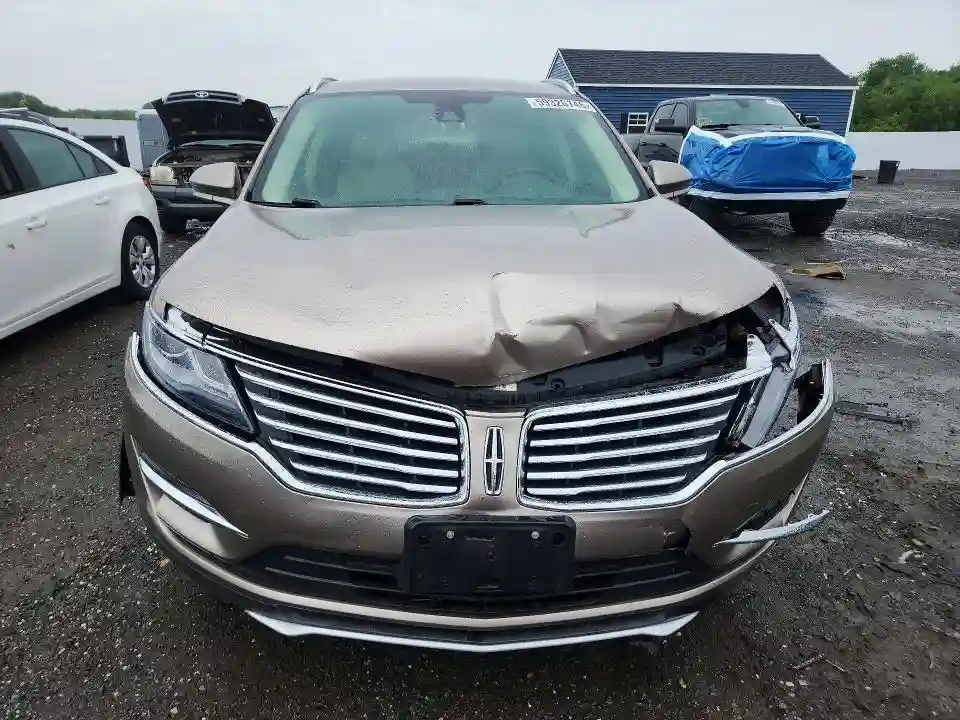 5LMCJ2D90JUL29881 2018 LINCOLN MKC-4