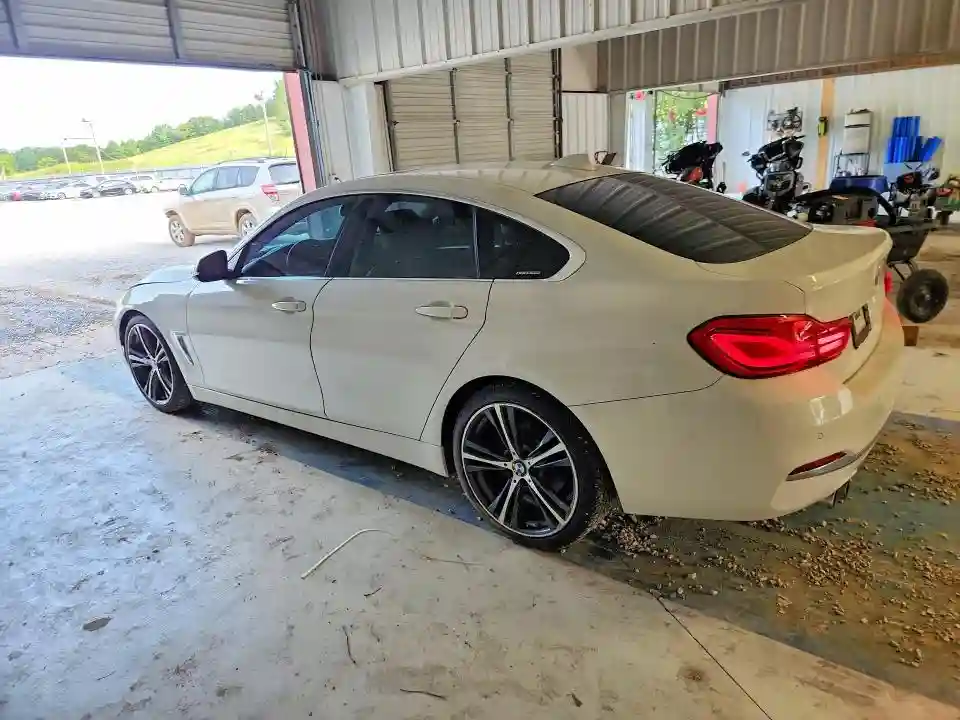 WBA4J1C55JBM11005 2018 BMW 4 SERIES-1