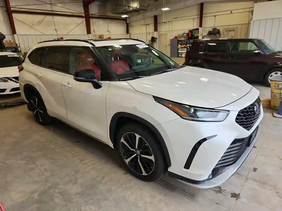 5TDJZRBH2MS073648 2021 TOYOTA HIGHLANDER-3