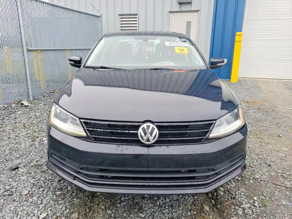 3VWDB7AJ7HM306775 2017 VOLKSWAGEN JETTA SE/W-4
