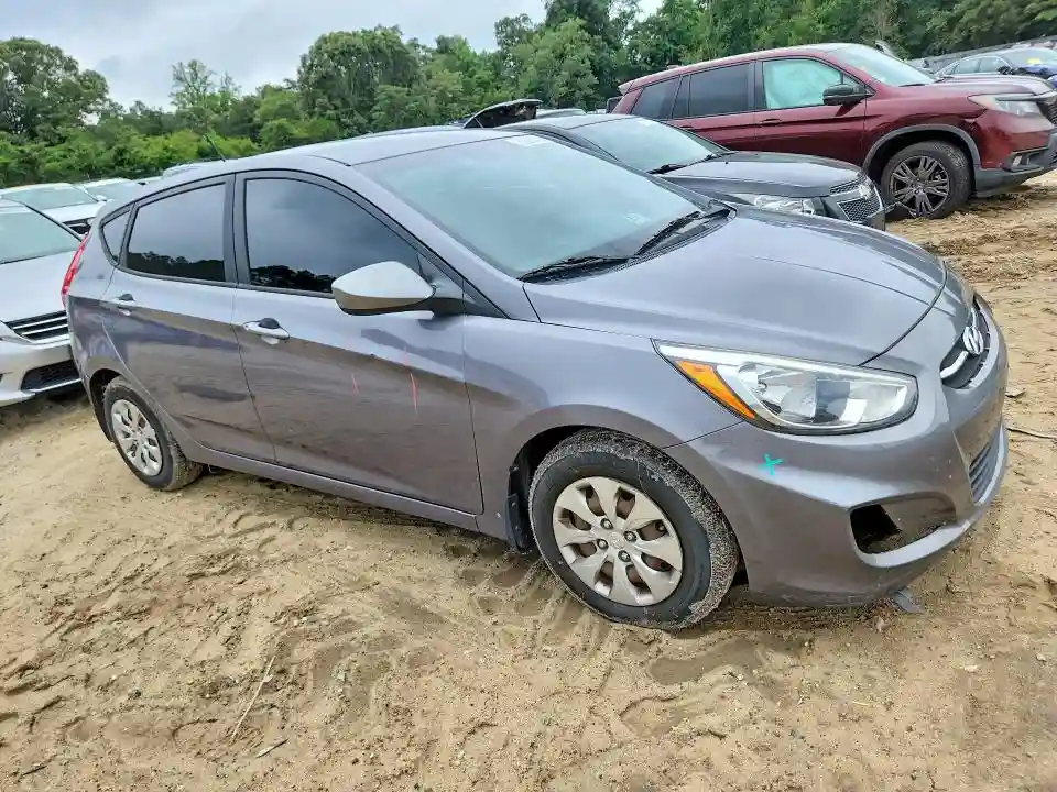 KMHCT5AE2FU233452 2015 HYUNDAI ACCENT-3