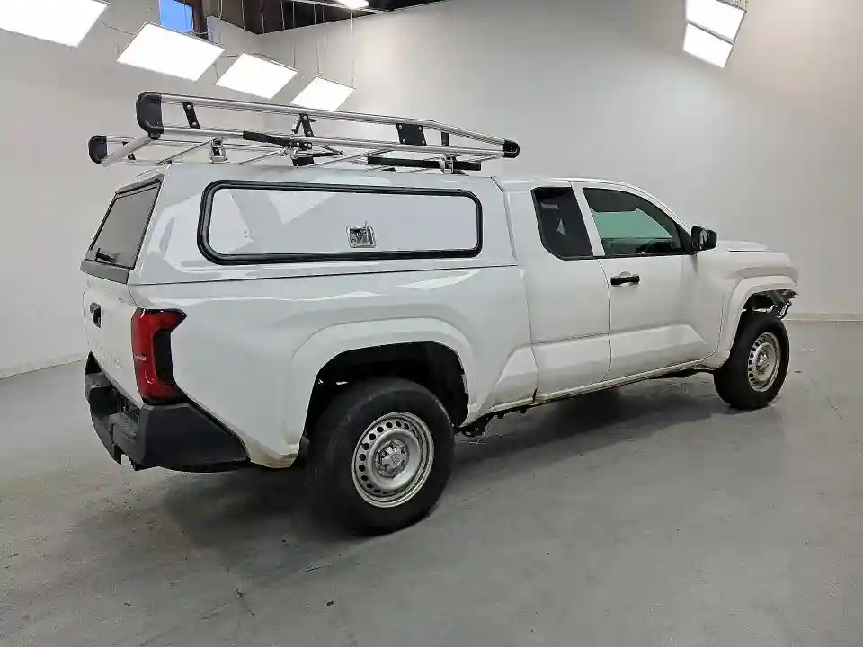3TYJDAHNXRT007938 2024 TOYOTA TACOMA SR-2