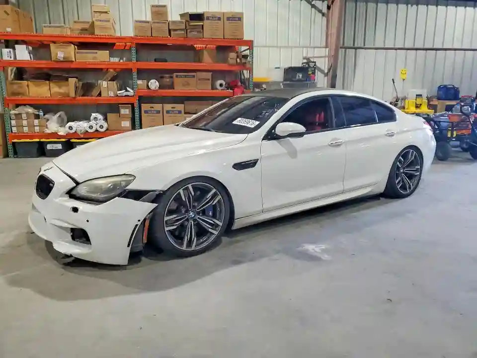 WBS6C9C55FD468037 2015 BMW M6-0