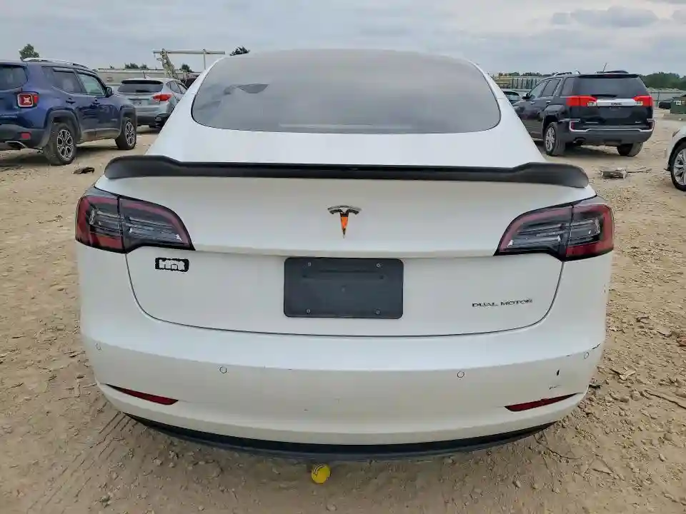 5YJ3E1EB3NF166164 2022 TESLA MODEL 3-5