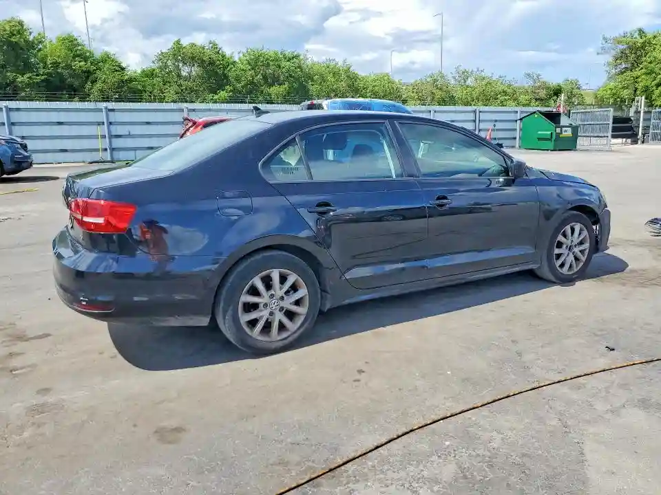 3VWD07AJ5FM326543 2015 VOLKSWAGEN JETTA-2