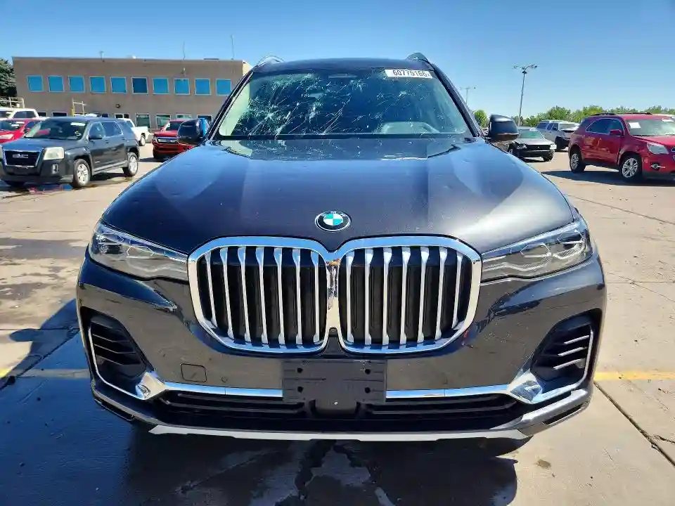 5UXCW2C0XN9M94050 2022 BMW X7-4