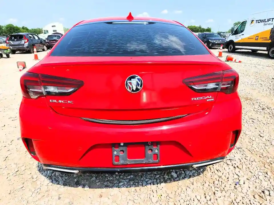 W04GS6SS3J1103896 2018 BUICK REGAL-5