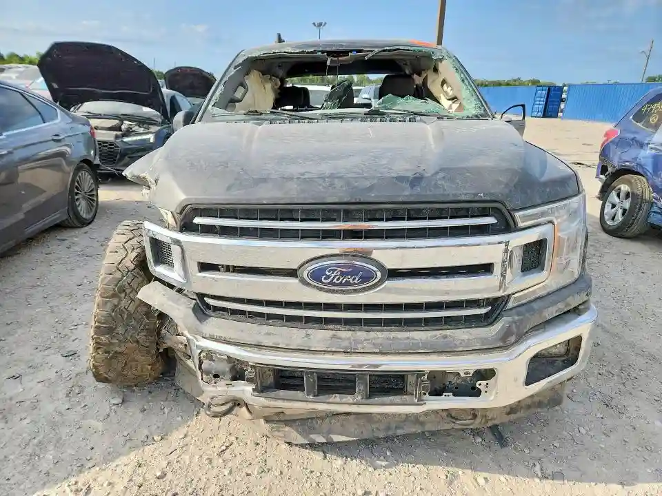 1FTEW1E40KKC53008 2019 FORD F150-4