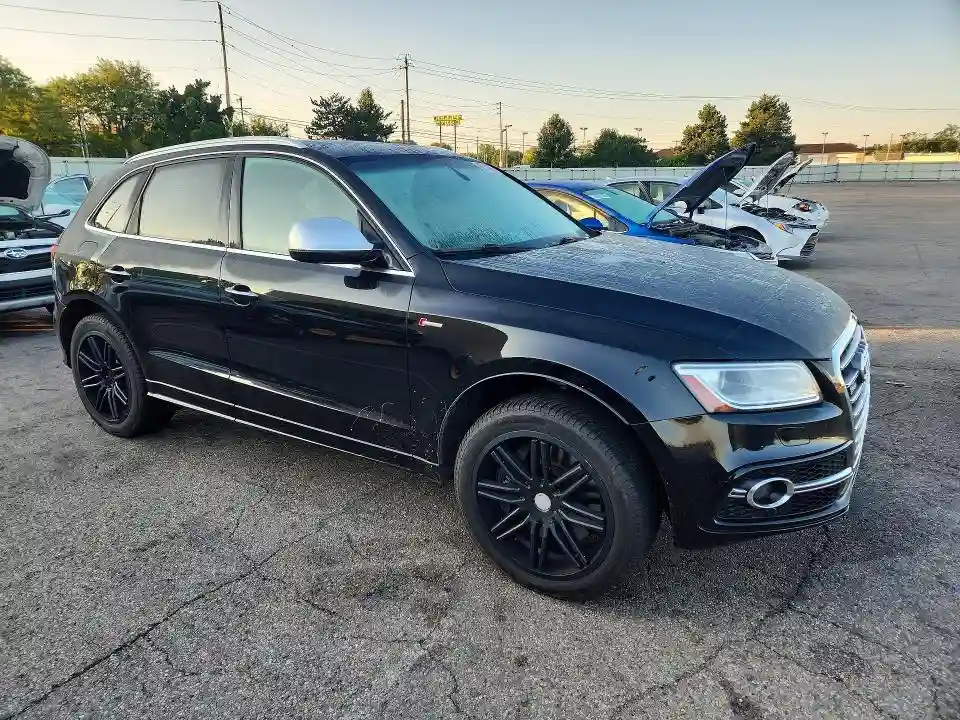 WA1CGAFPXFA073814 2015 AUDI SQ5-3