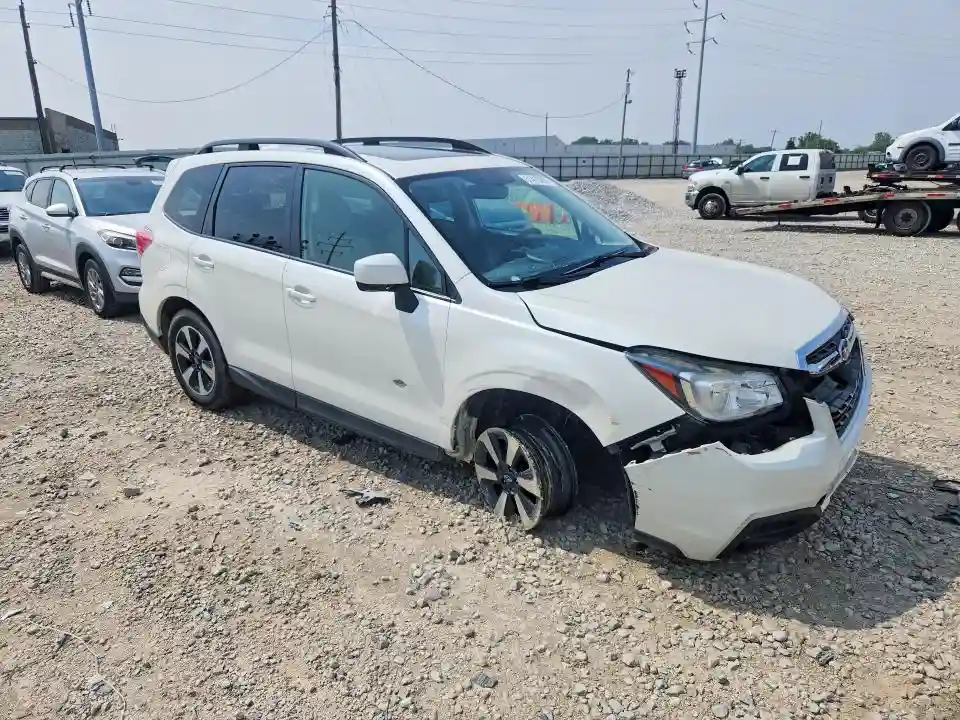 JF2SJAEC6HH448028 2017 SUBARU FORESTER-3