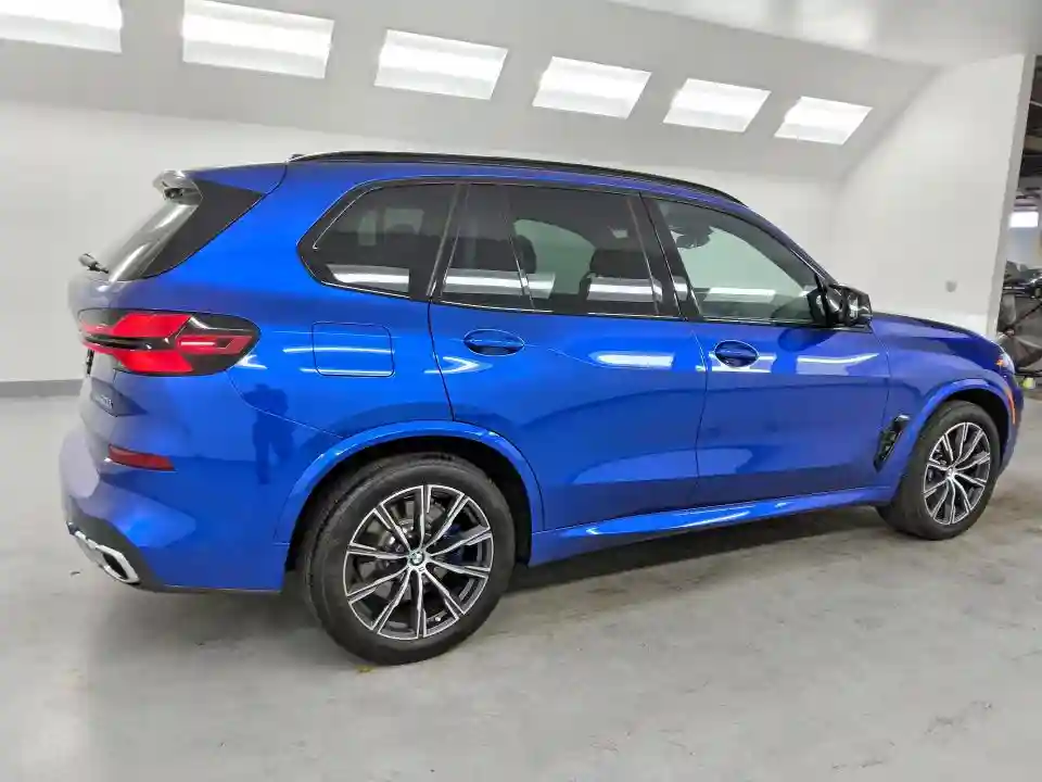 5UX33EU04T9018947 2026 BMW X5-2