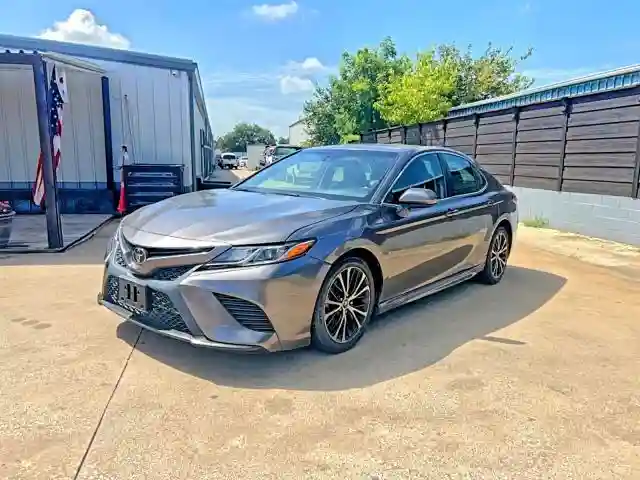 4T1B11HK6KU794401 2019 TOYOTA CAMRY-1
