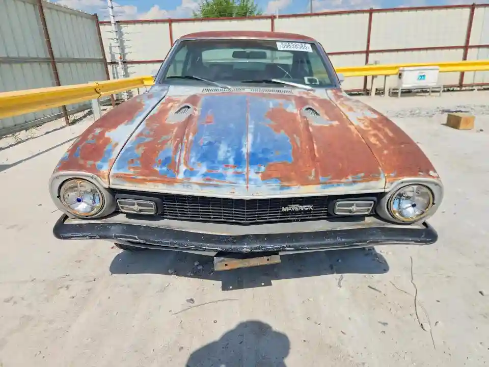 1X93T195572 1971 FORD MAVERICK-4