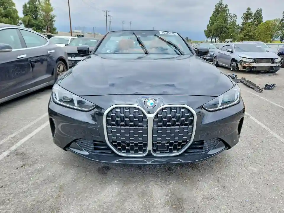 WBA33DB03SCS69455 2025 BMW 4 SERIES-4