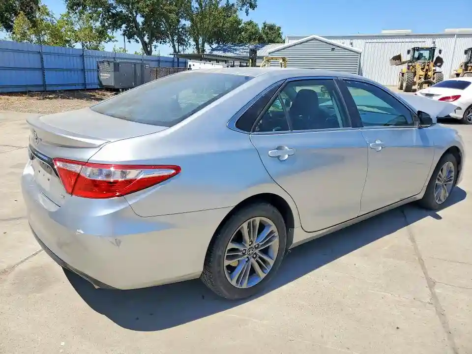 4T1BF1FKXGU229743 2016 TOYOTA CAMRY-2