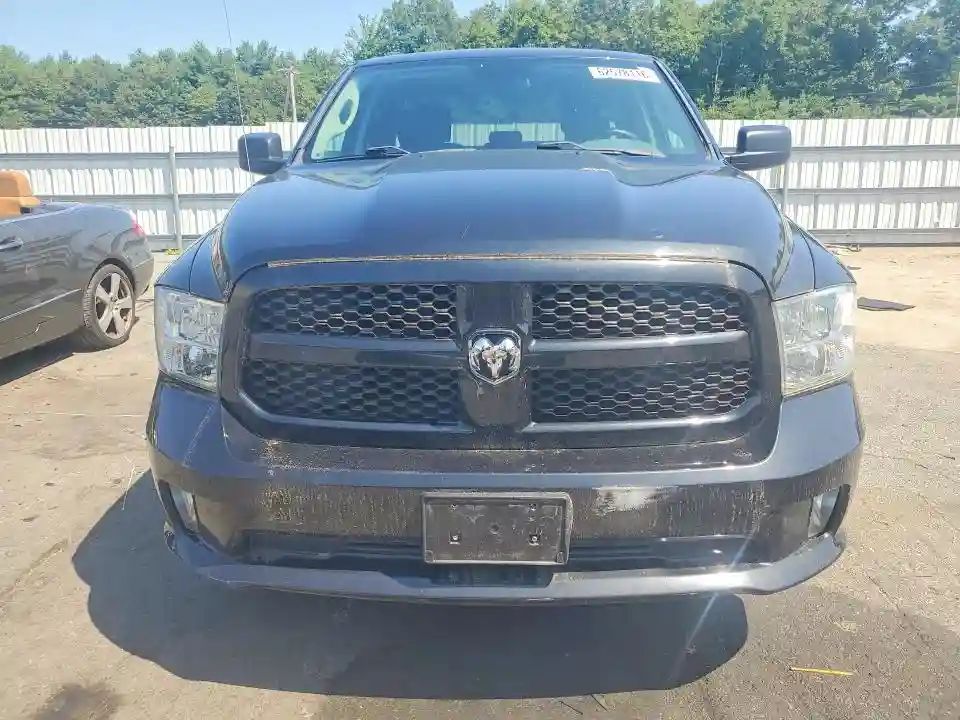 1C6RR7FG8HS589011 2017 RAM 1500-4