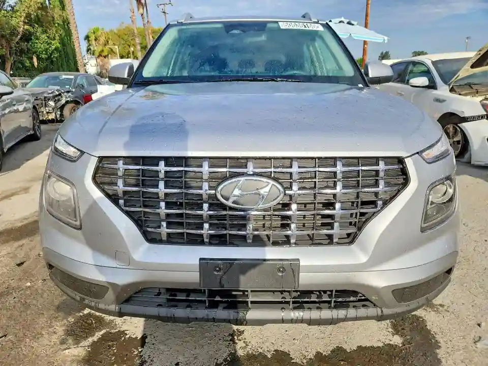 KMHRC8A3XSU403951 2025 HYUNDAI VENUE-4
