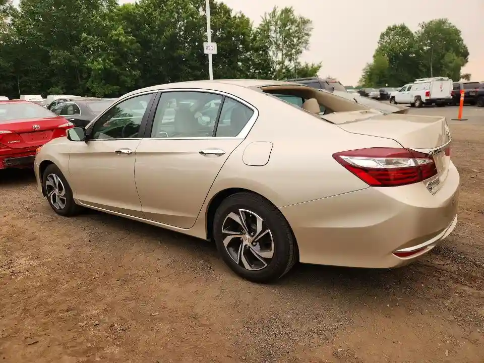1HGCR2F30HA037251 2017 HONDA ACCORD-1