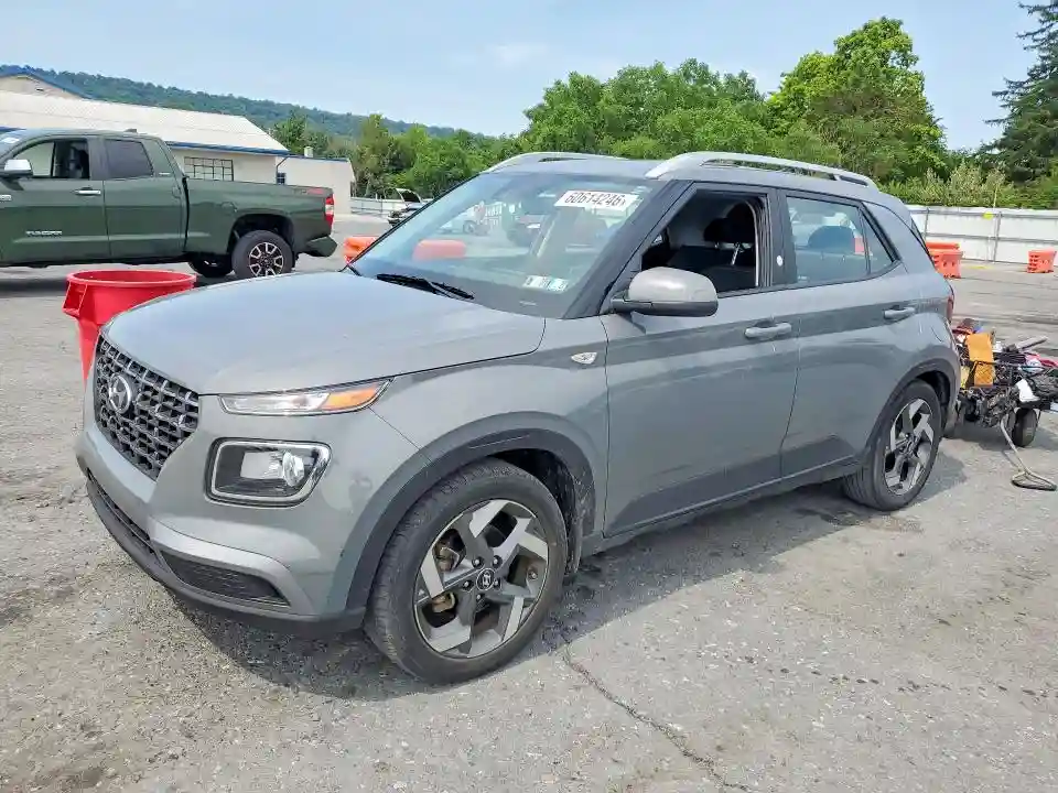 KMHRC8A36NU155024 2022 HYUNDAI VENUE-0