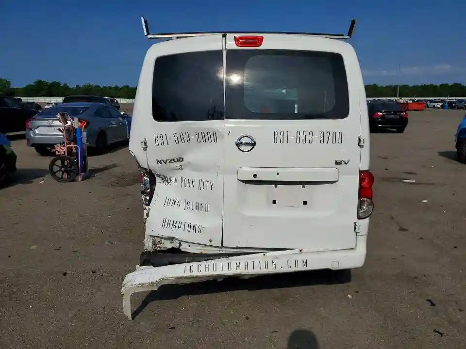 3N6CM0KNXFK690302 2015 NISSAN NV-5