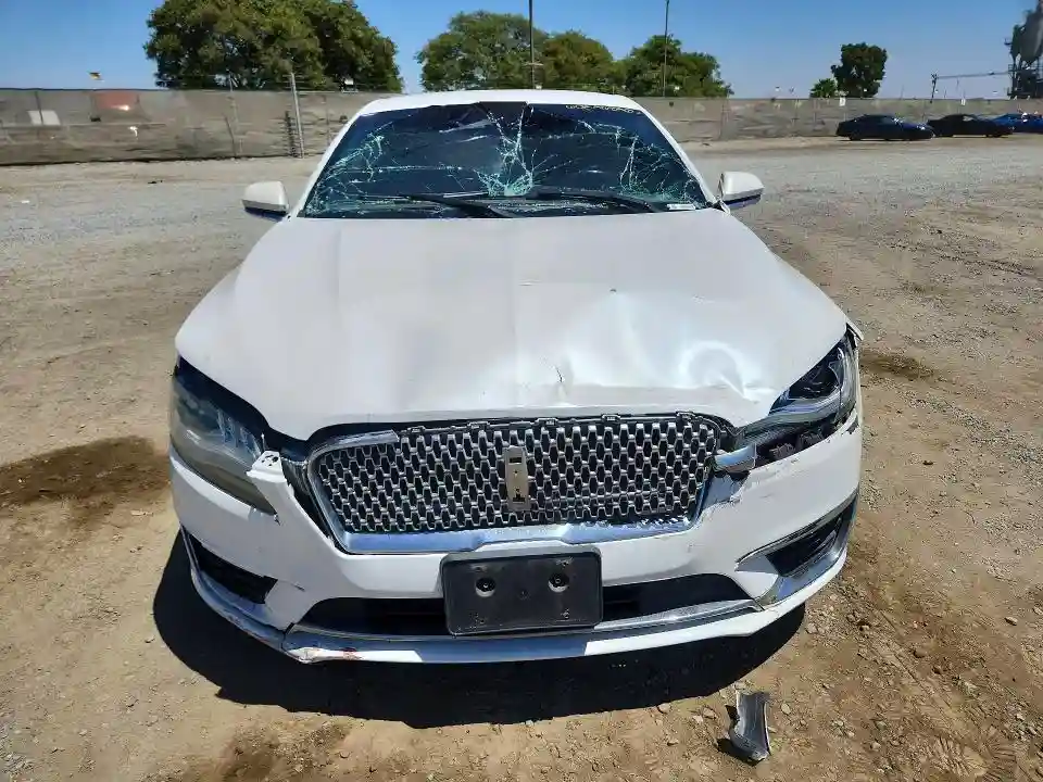 3LN6L5KU7HR628210 2017 LINCOLN MKZ-4
