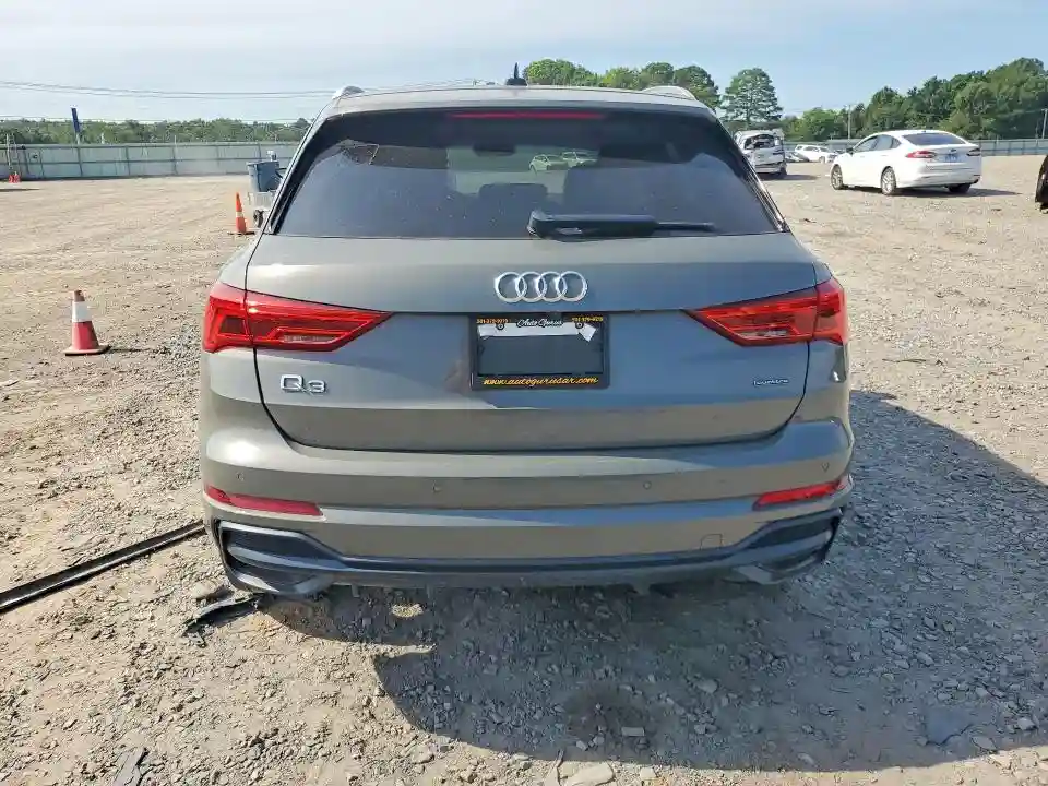 WA1EECF31L1026920 2020 AUDI Q3-5
