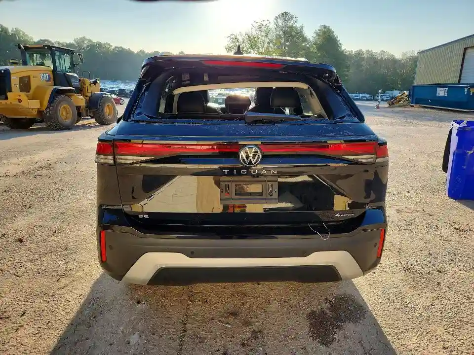 3VVER7RM3TM018294 2026 VOLKSWAGEN TIGUAN-5